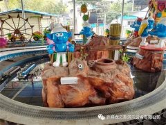 軌道類兒童游樂(lè)設(shè)備--精靈王國(guó)有妙招
